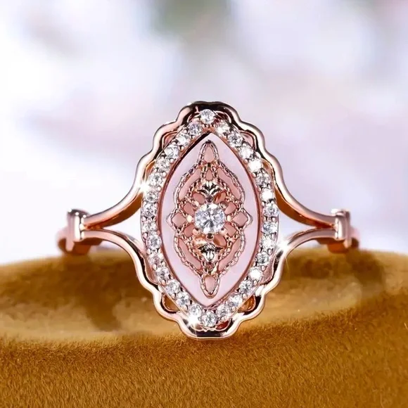 Women's Vintage-Style Ring - Picture 6 of 6